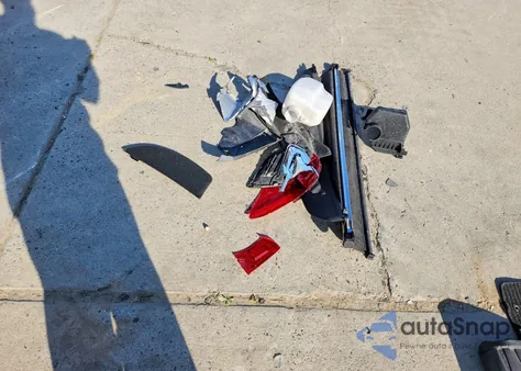 2016 Subaru Forester 2.5I Premium из США, поврежденный, VIN JF2SJADC2GH473766